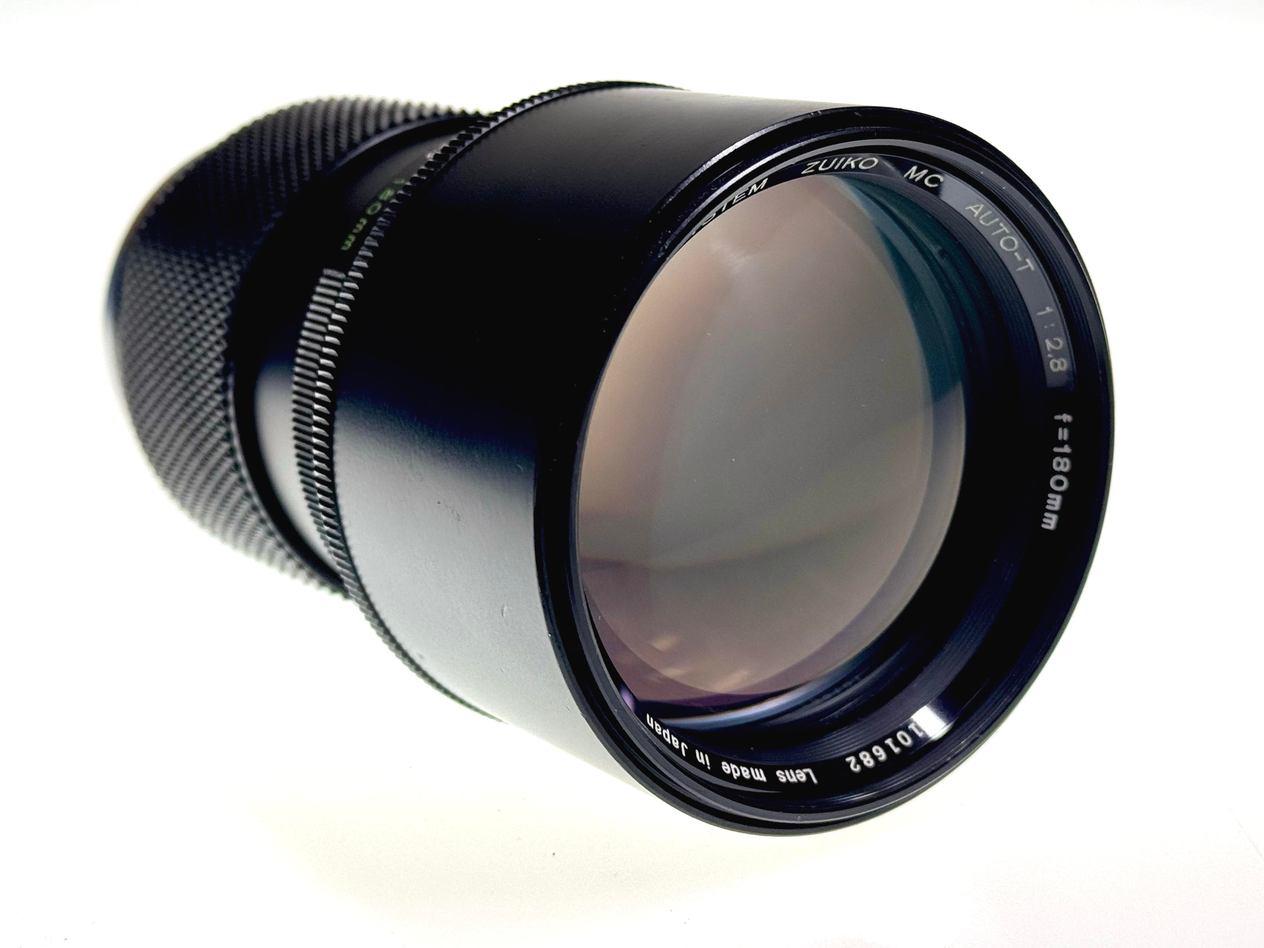 Vintage Olympus Zuiko 180mm F2.8 Lens. (Gd)