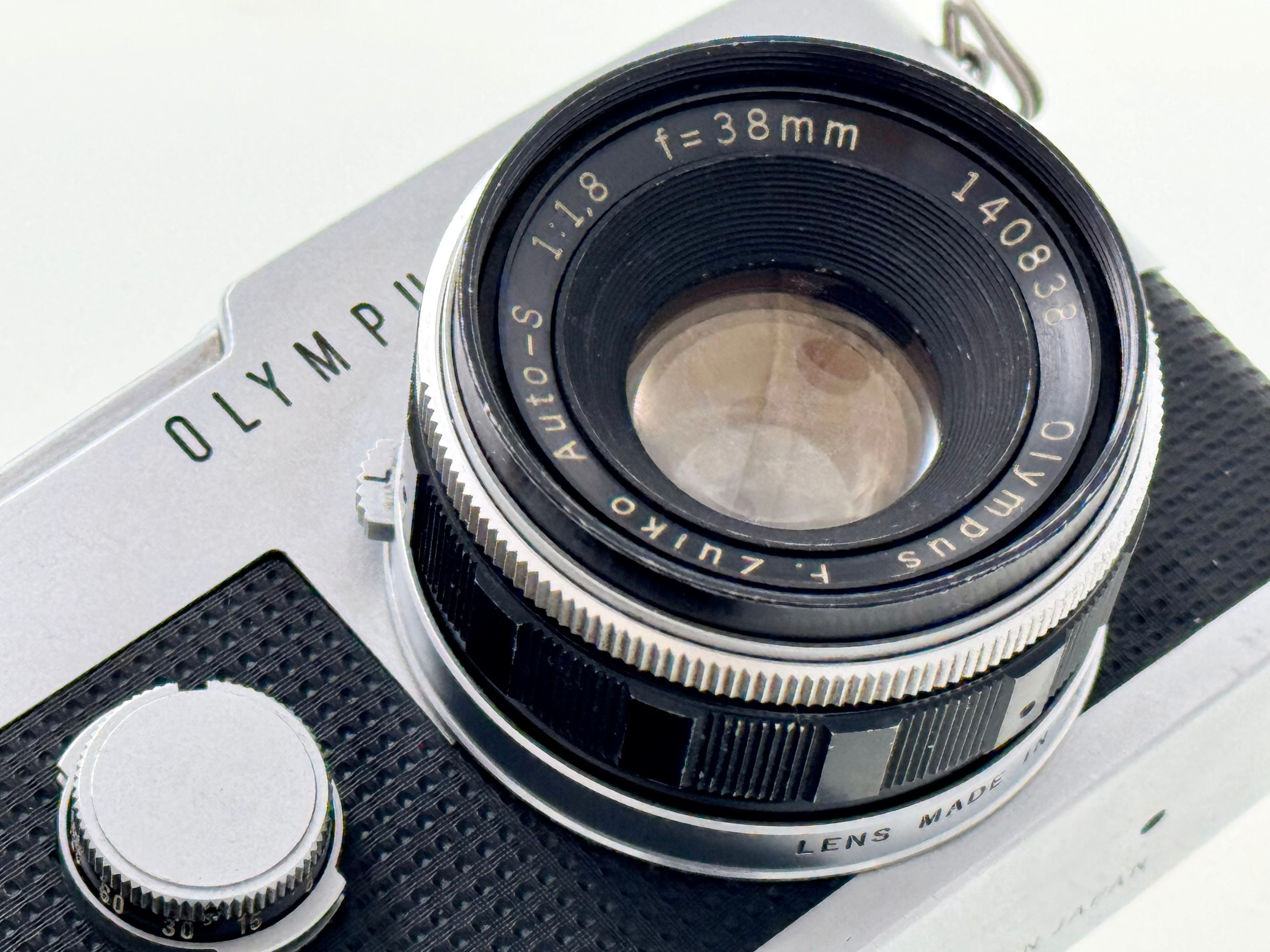 Vintage Olympus Pen F - Half-Frame Film Camera with Zuiko 38mm F1.8 Lens (Gd)