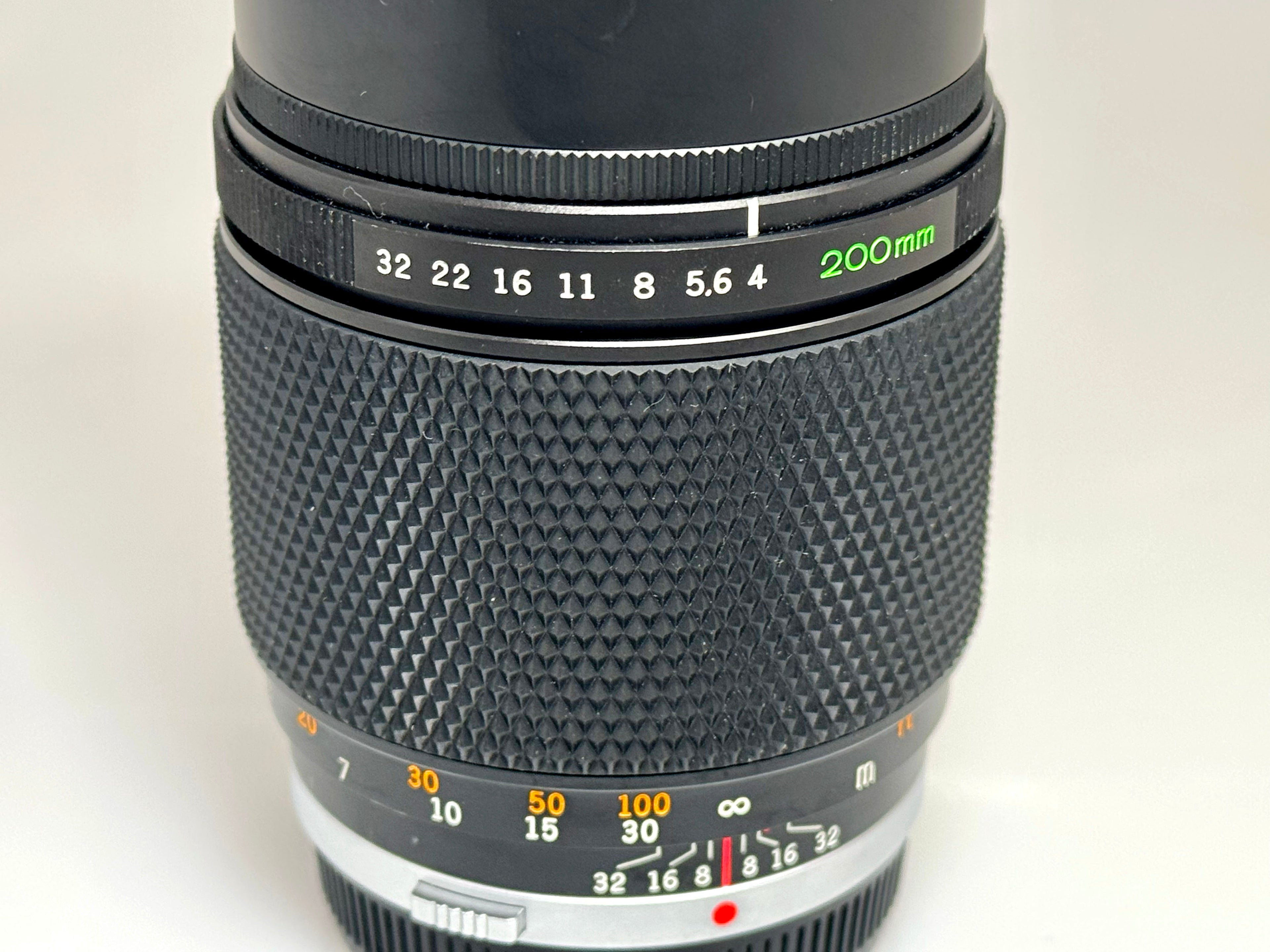 Vintage Olympus Zuiko Auto-T 200mm F4 (Vg)