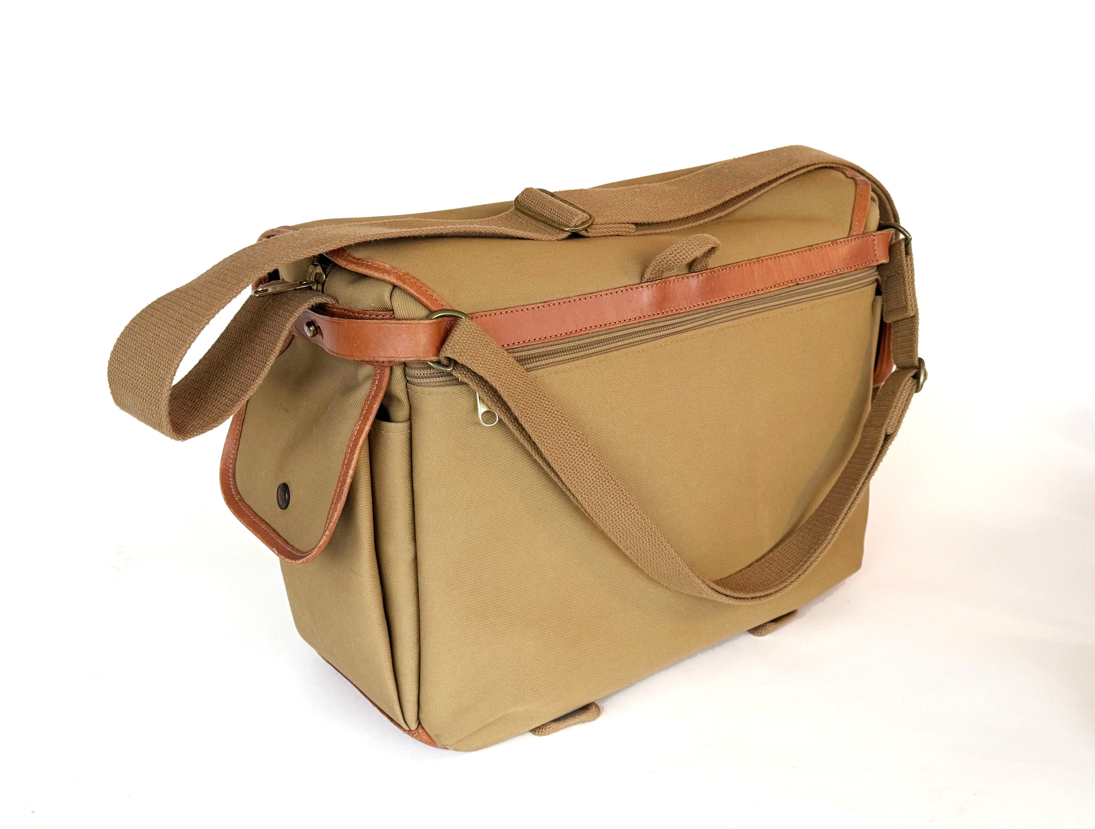 Vintage Billingham Hadley Pro Camera Bag, - khaki and tan (Vg)