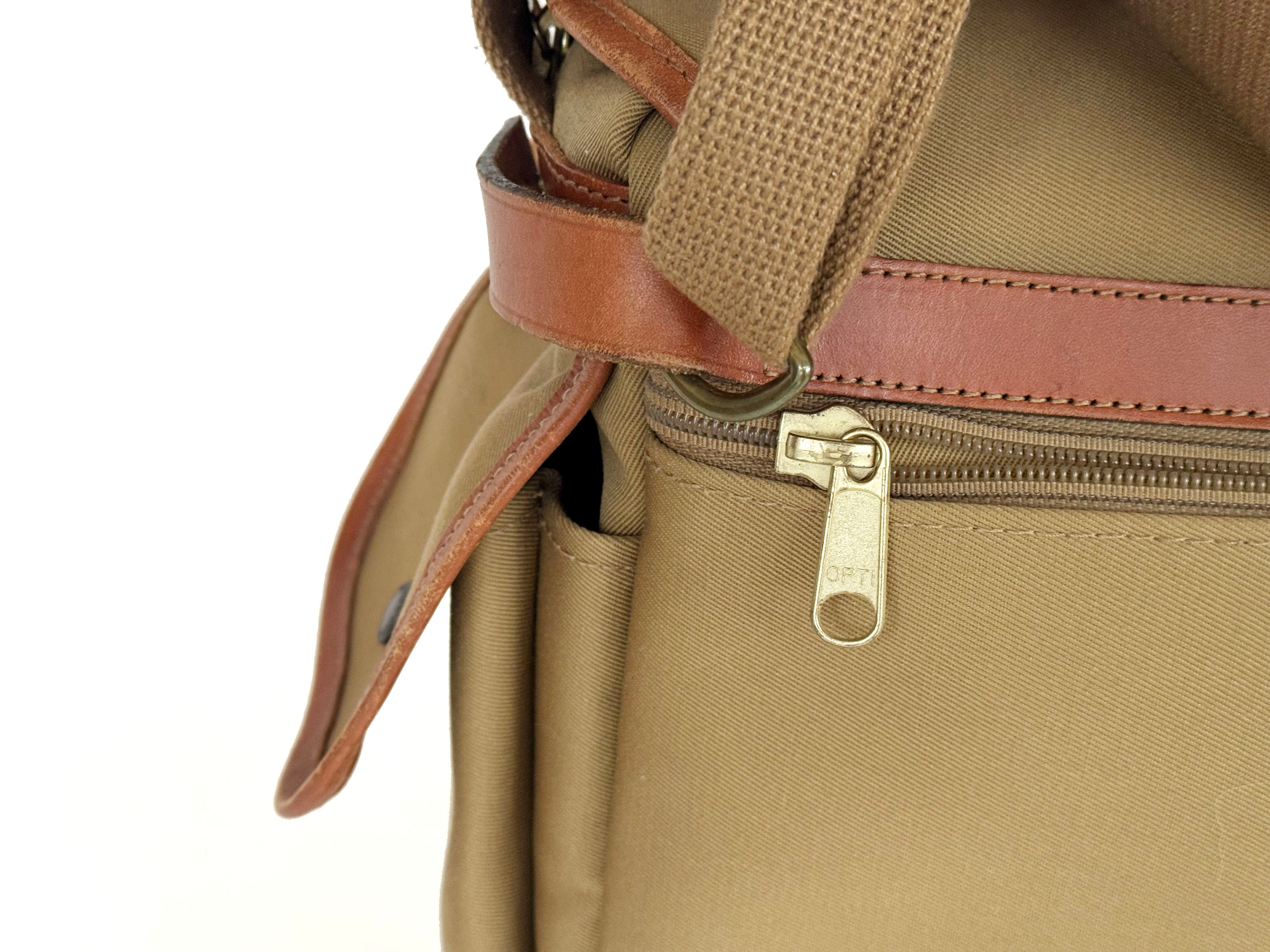 Vintage Billingham Hadley Pro Camera Bag, - khaki and tan (Vg)