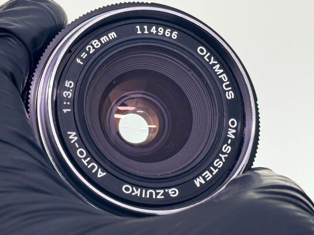 Vintage Olympus G.Zuiko 28mm F3.5 Silvernose Wide Angle Lens (Gd)