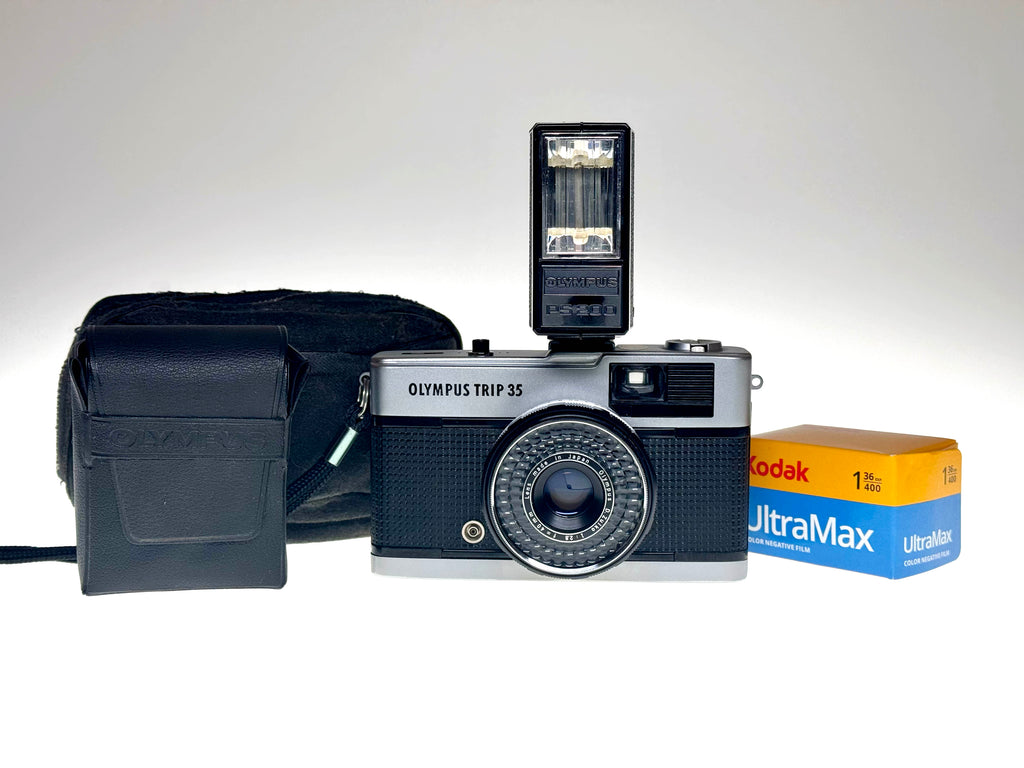 Vintage Olympus Trip 35 Film Photographers kit with Flash, Case and Kodak Film (Exc)