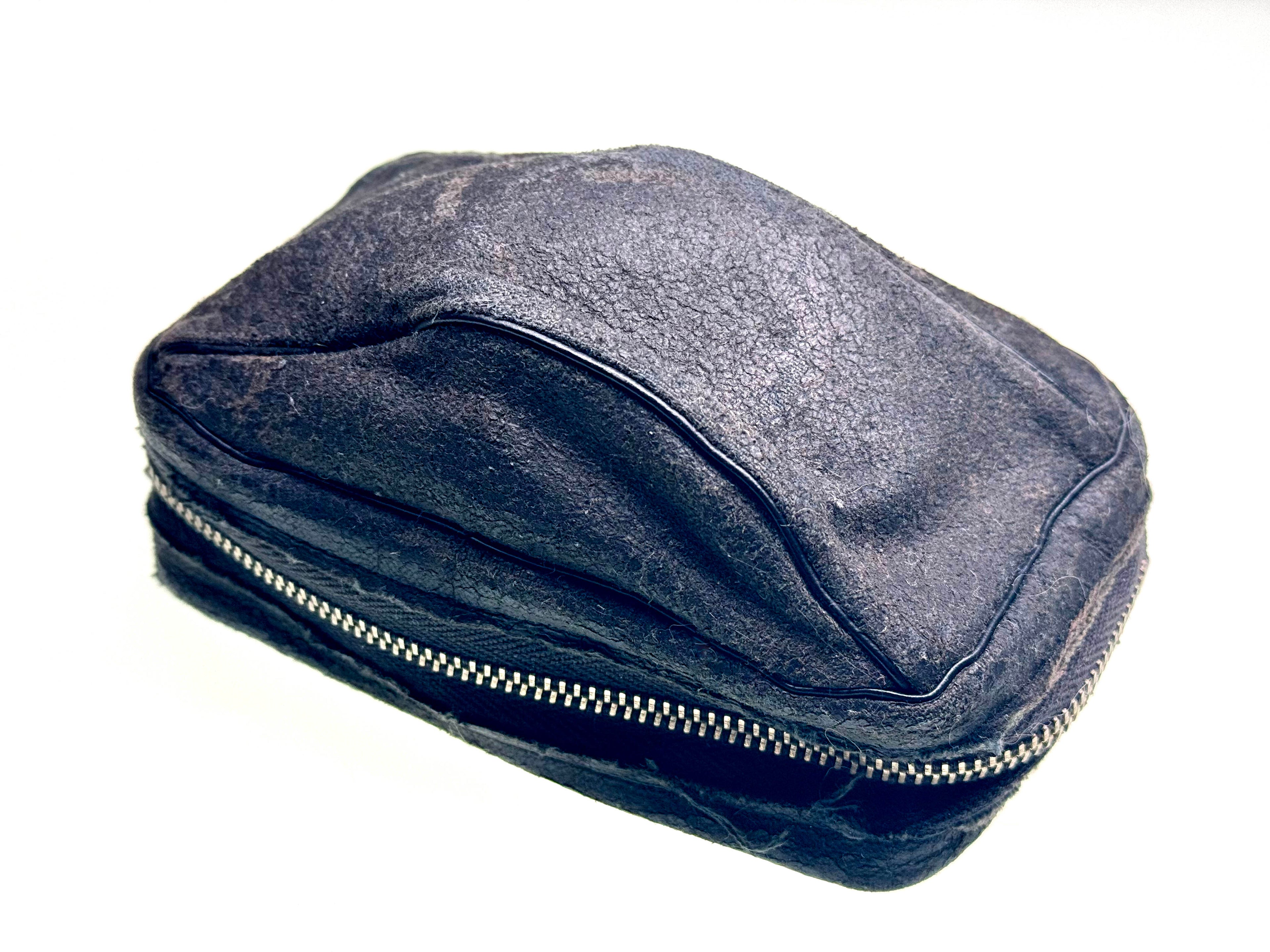 Vintage Olympus Trip 35 Film Photographers kit with Flash, Case and Kodak Film (Exc)