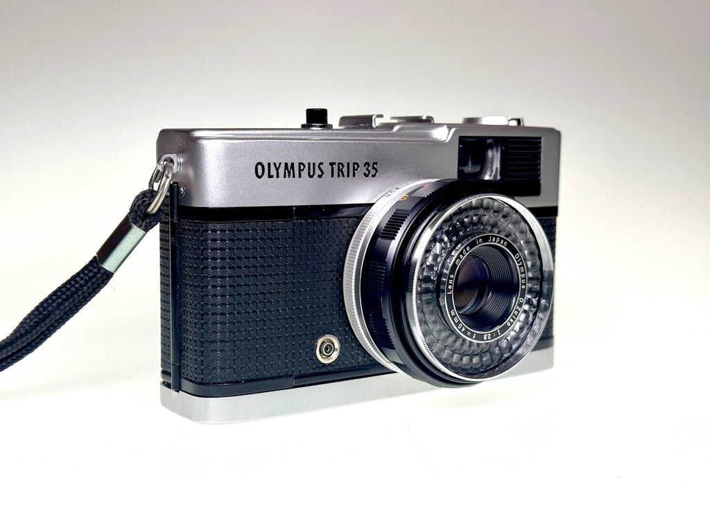 Vintage Olympus Trip 35 Film Photographers kit with Flash, Case and Kodak Film (Exc)