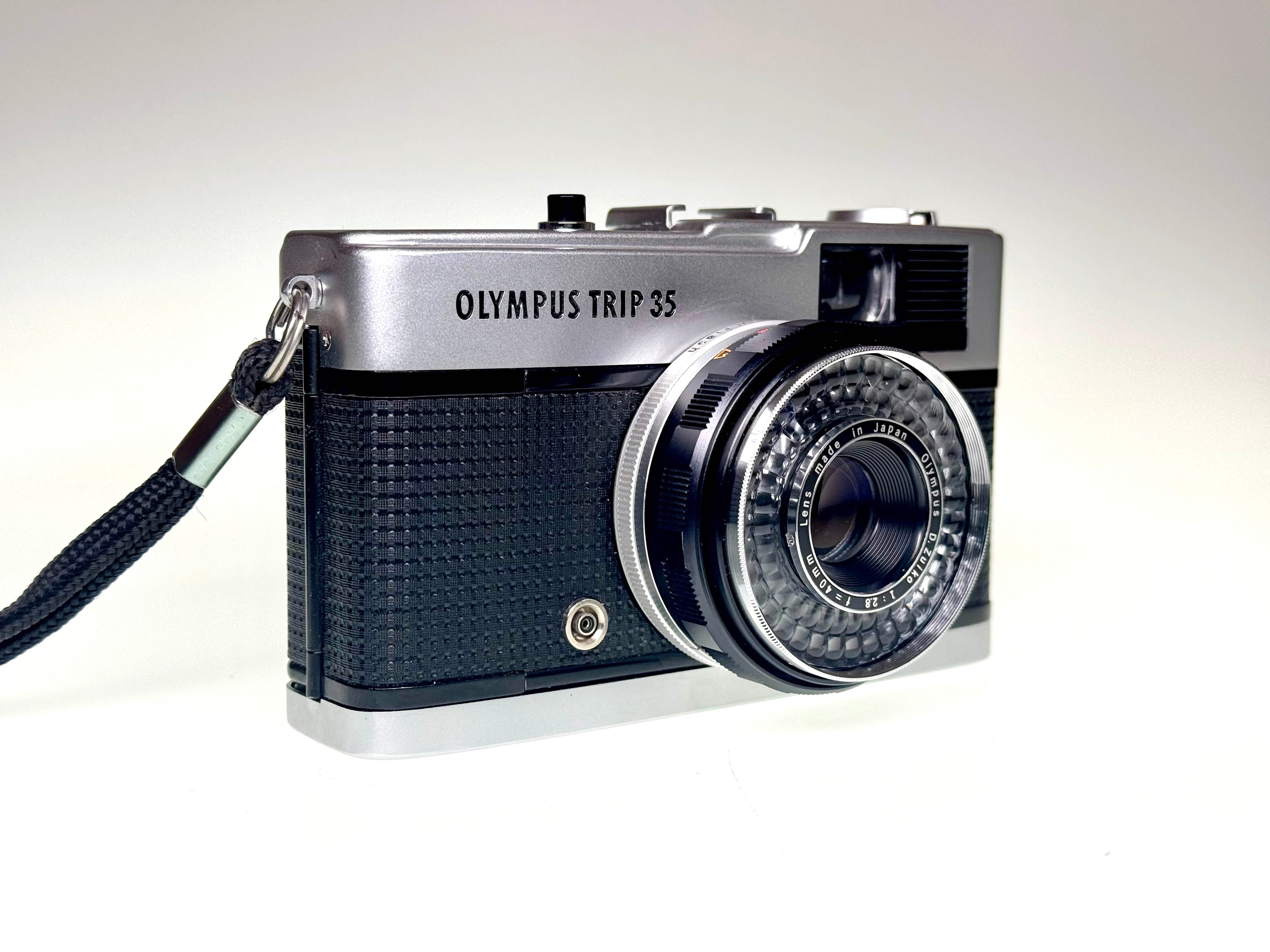 Vintage Olympus Trip 35 Film Photographers kit with Flash, Case and Kodak Film (Exc)