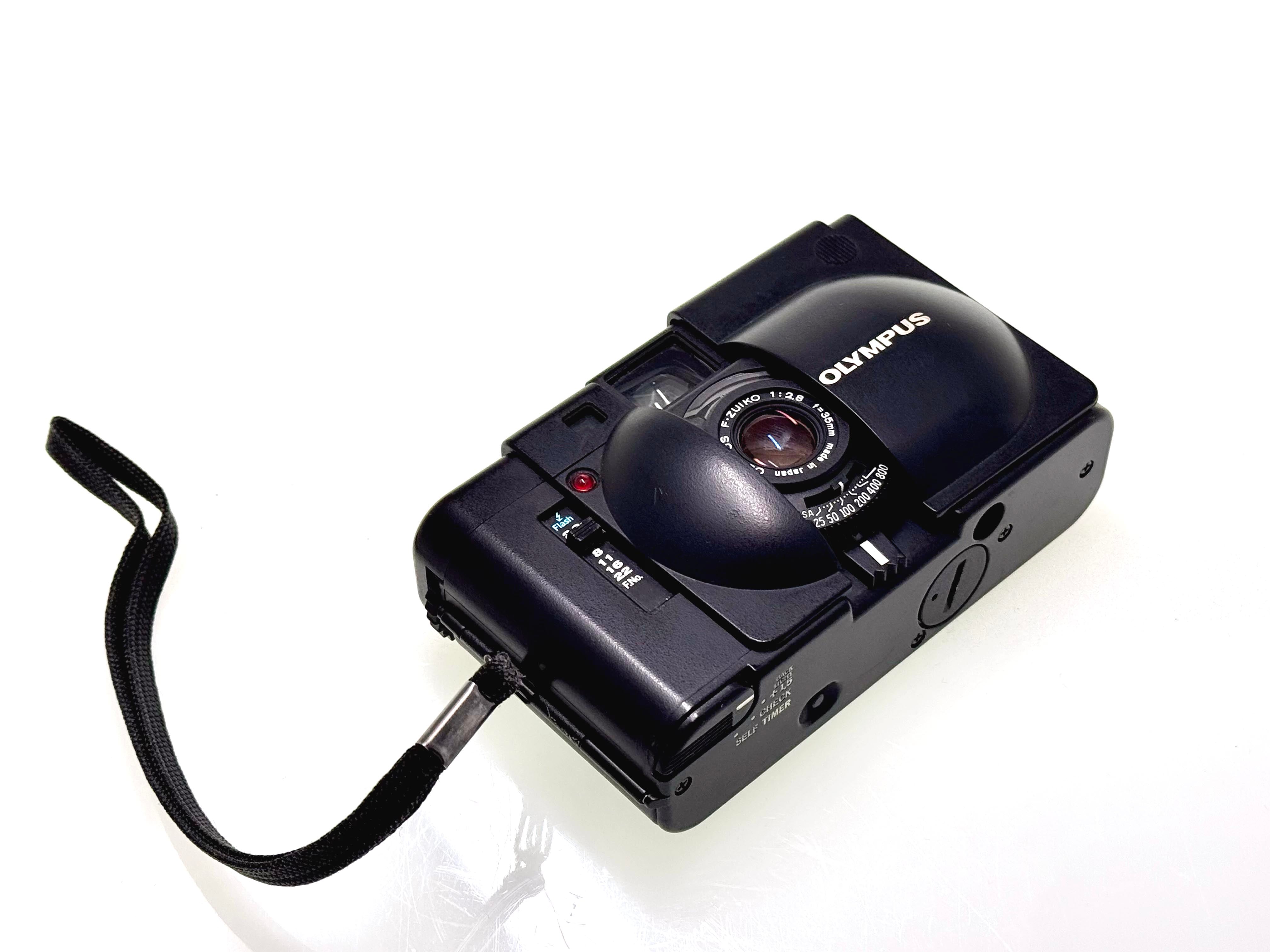 Vintage Olympus XA Rangefinder Film Camera. (Vg)