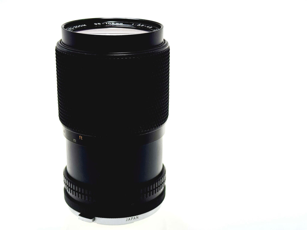 Vintage Olympus Zuiko 35-105mm F3.5/.4.5 Zoom Macro Lens (Gd)