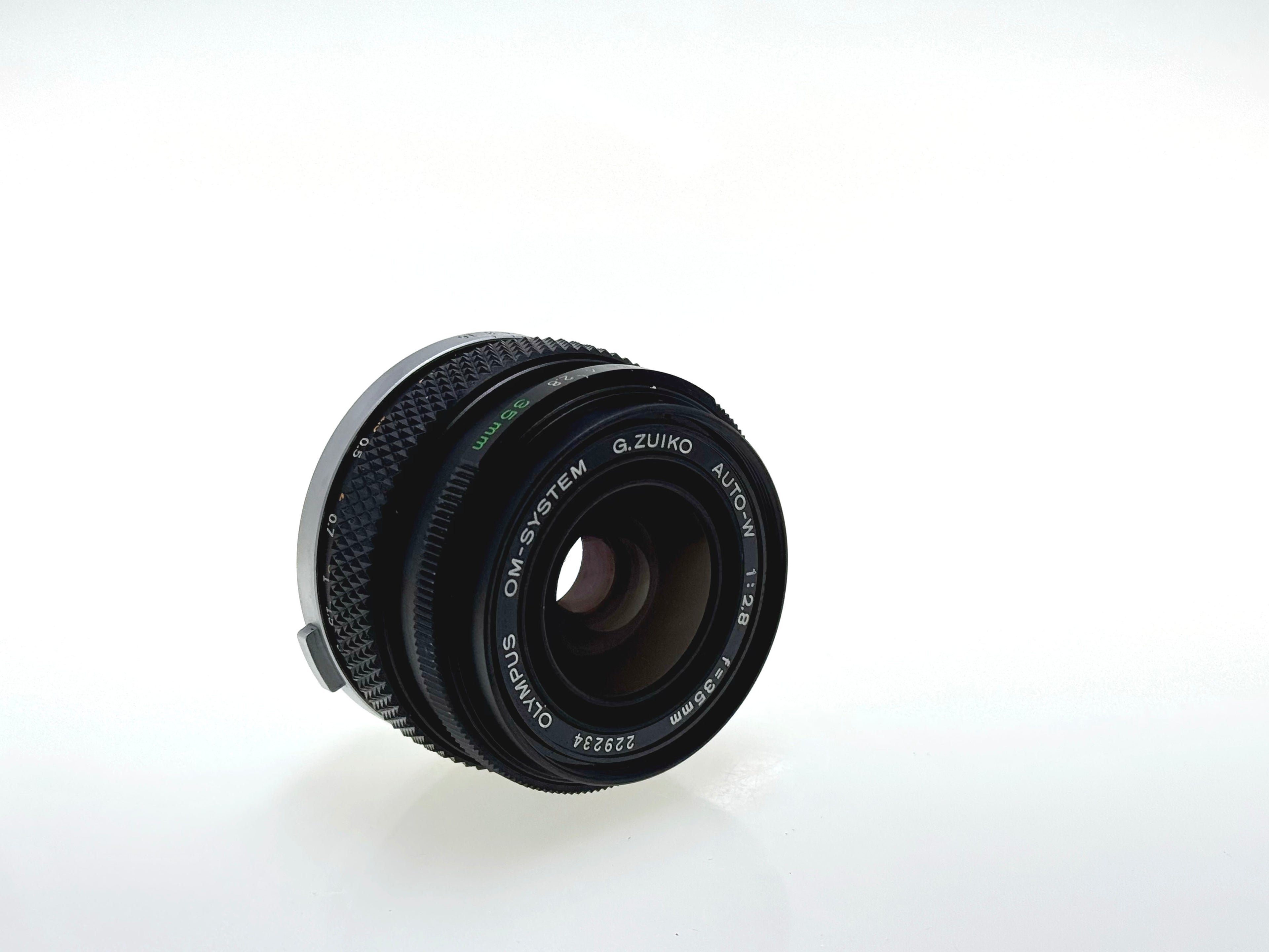Vintage Olympus Zuiko Auto-W 35mm F2.8 Lens (Vg)