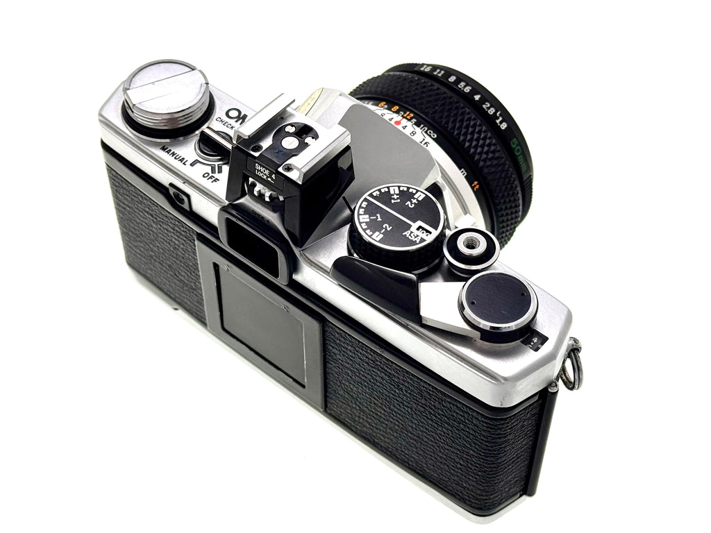 Vintage Olympus OM-2n Film camera with Zuiko 50mm 1.8 Lens (Vg)