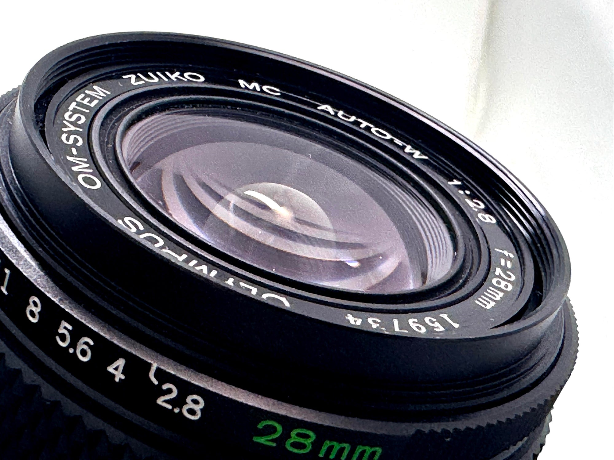Olympus Zuiko MC OM 28mm F2.8 Lens (Mint)