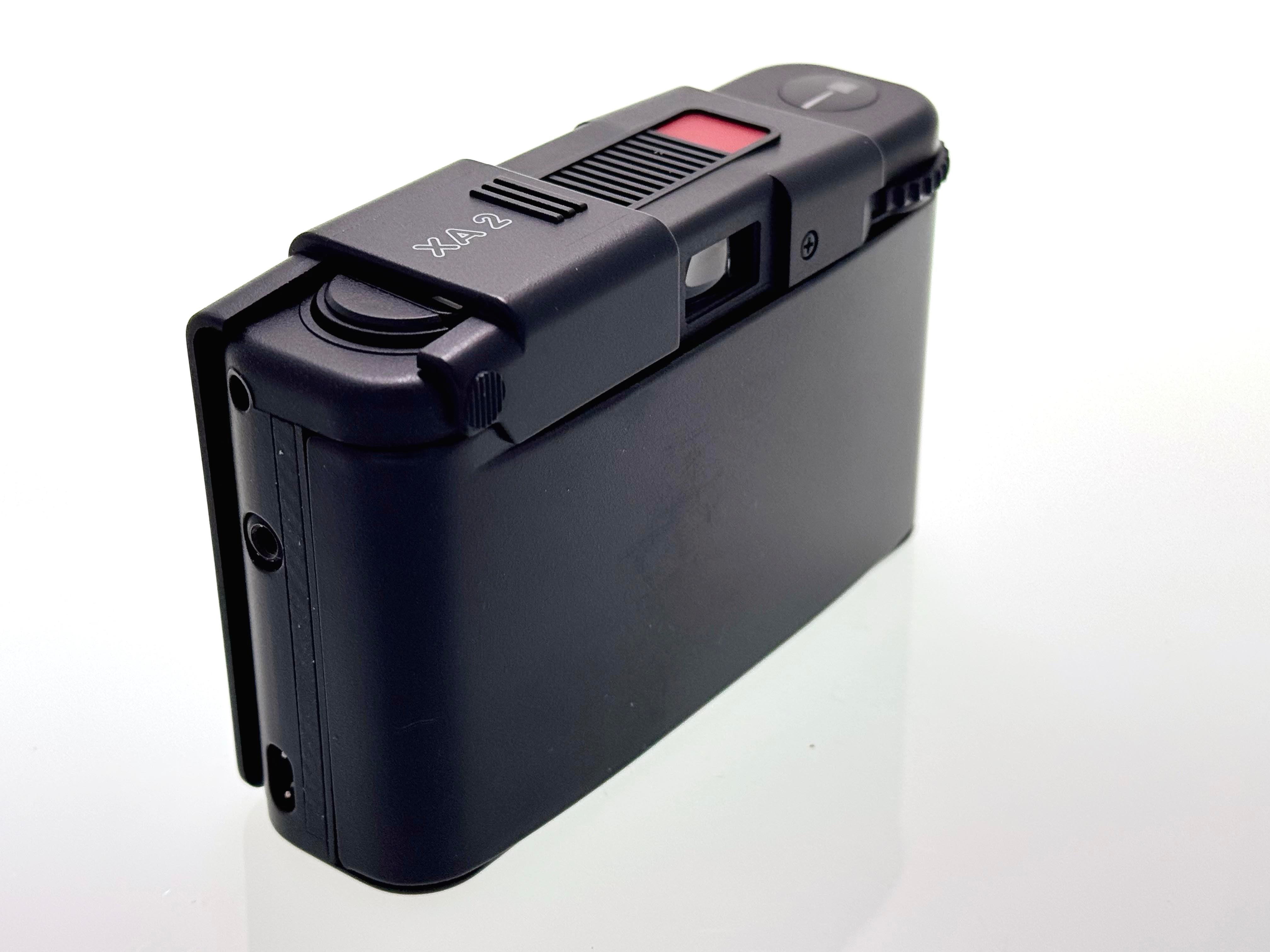 Vintage Olympus XA2 Kit with A11 Flash (Exc)