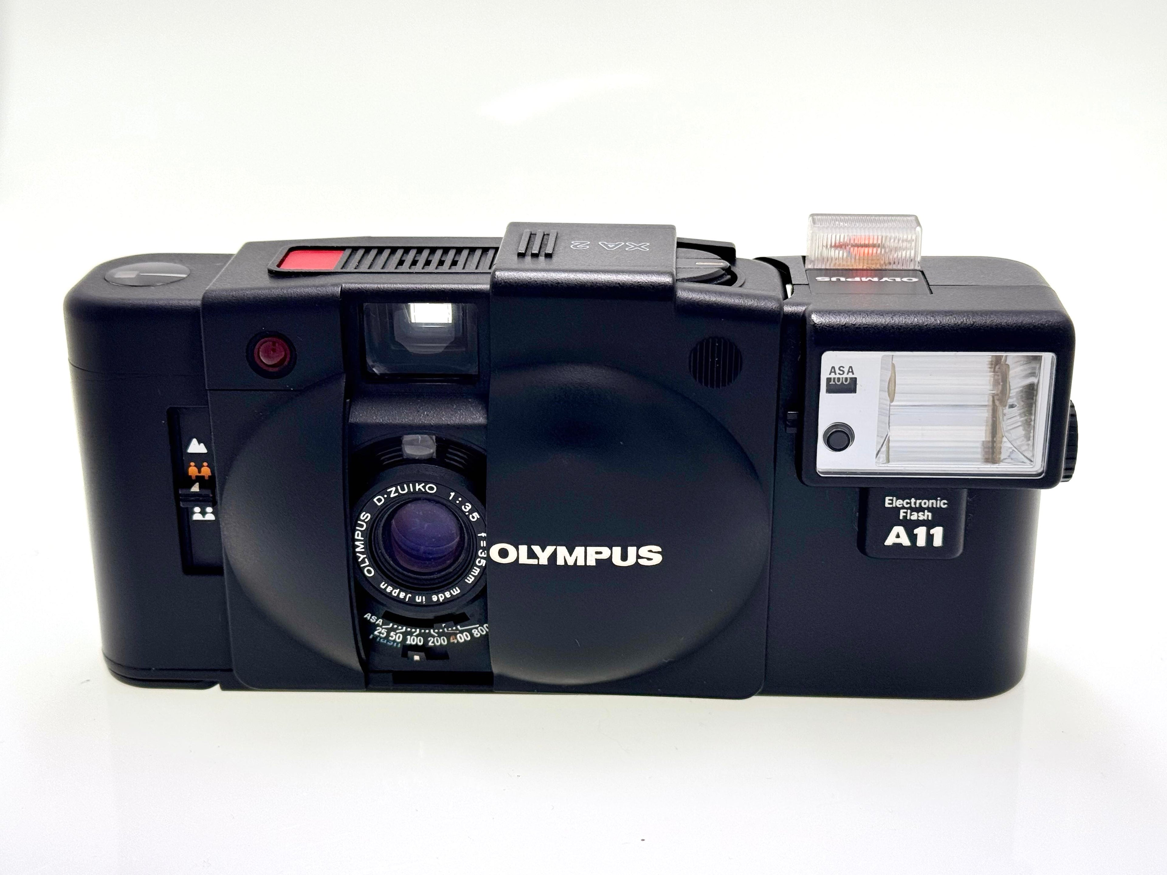 Vintage Olympus XA2 Kit with A11 Flash  (Exc)