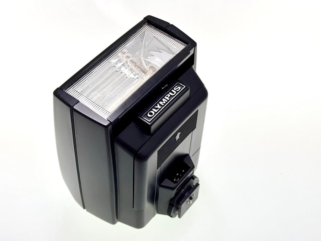 Vintage Olympus T32 Flash for the OM Film Cameras (Vg)