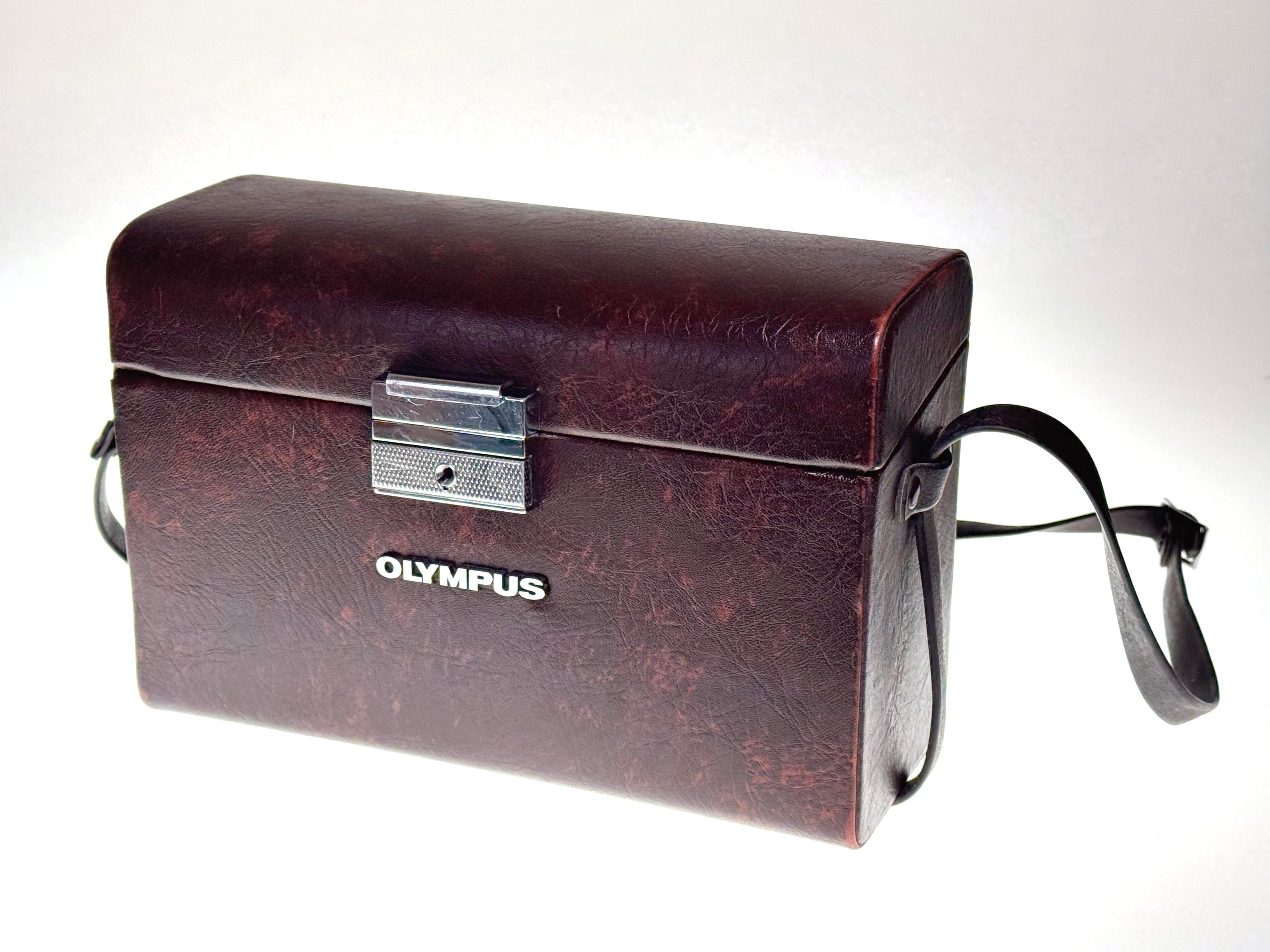 Vintage Olympus Retro Camera Bag (Vg)