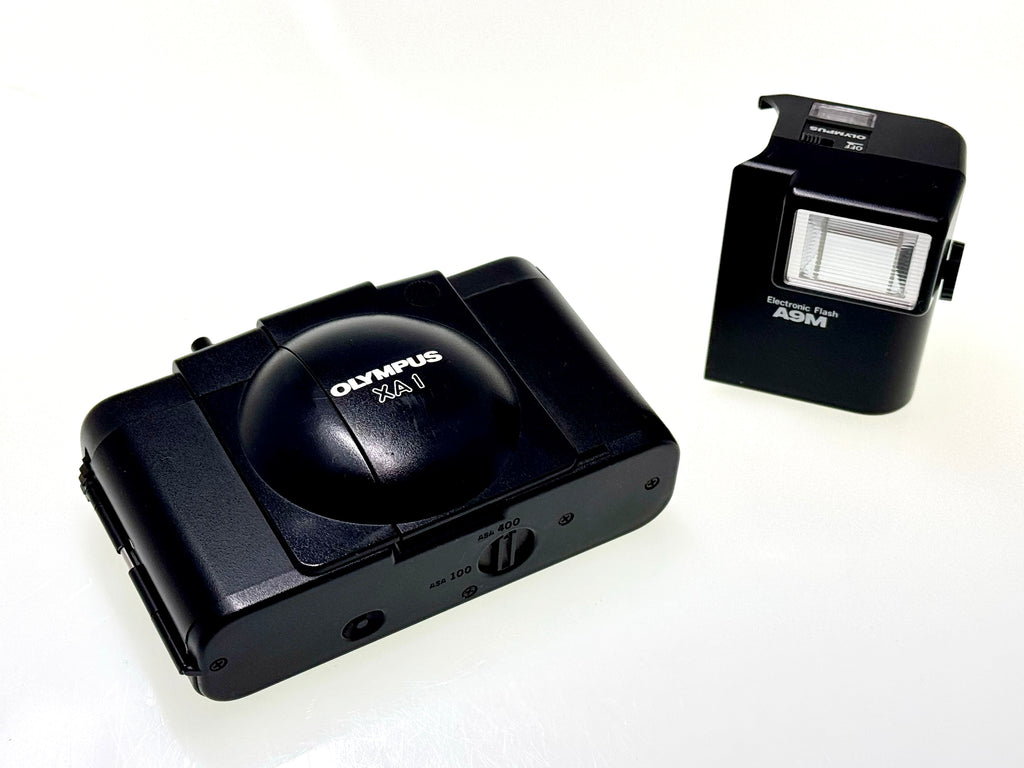 Vintage Olympus XA1 Point and Shoot Camera with A9M Flash (Exc)