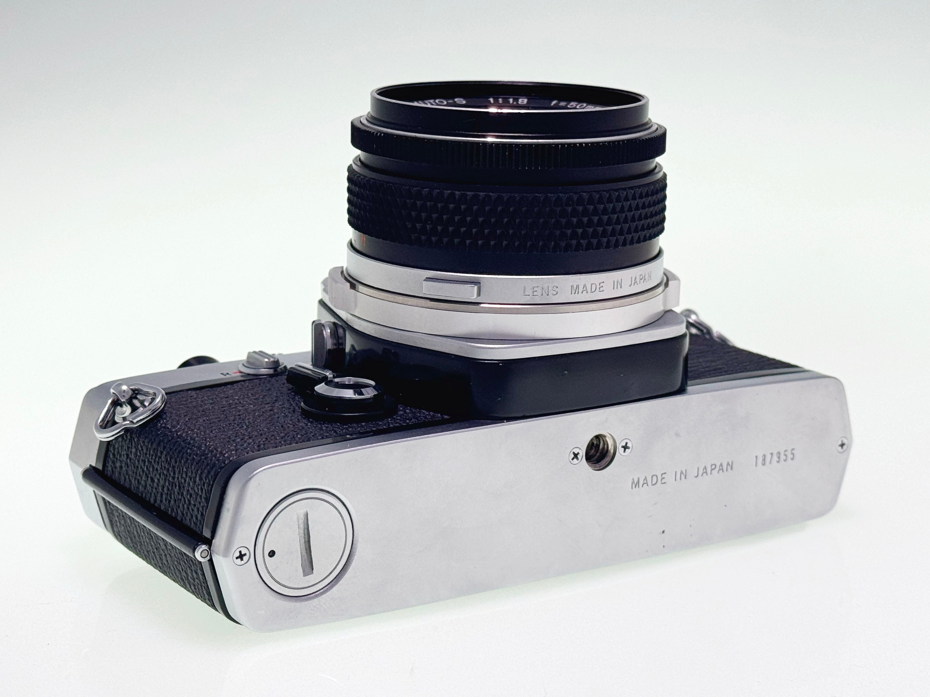 Vintage Olympus OM-1 with 50mm F1.8 Silver nose Lens (Exc)