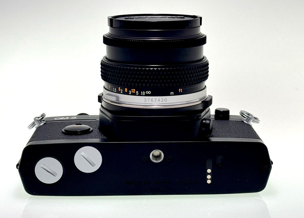 Vintage Olympus OM-2 Spot/Program with 50mm F1.8 in near mint (Exc)