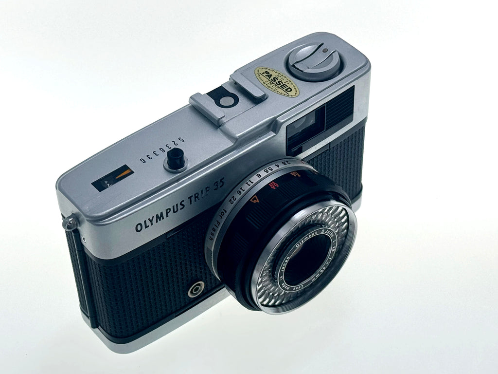 Vintage Olympus Trip 35 - Iconic Camera. (Gd)