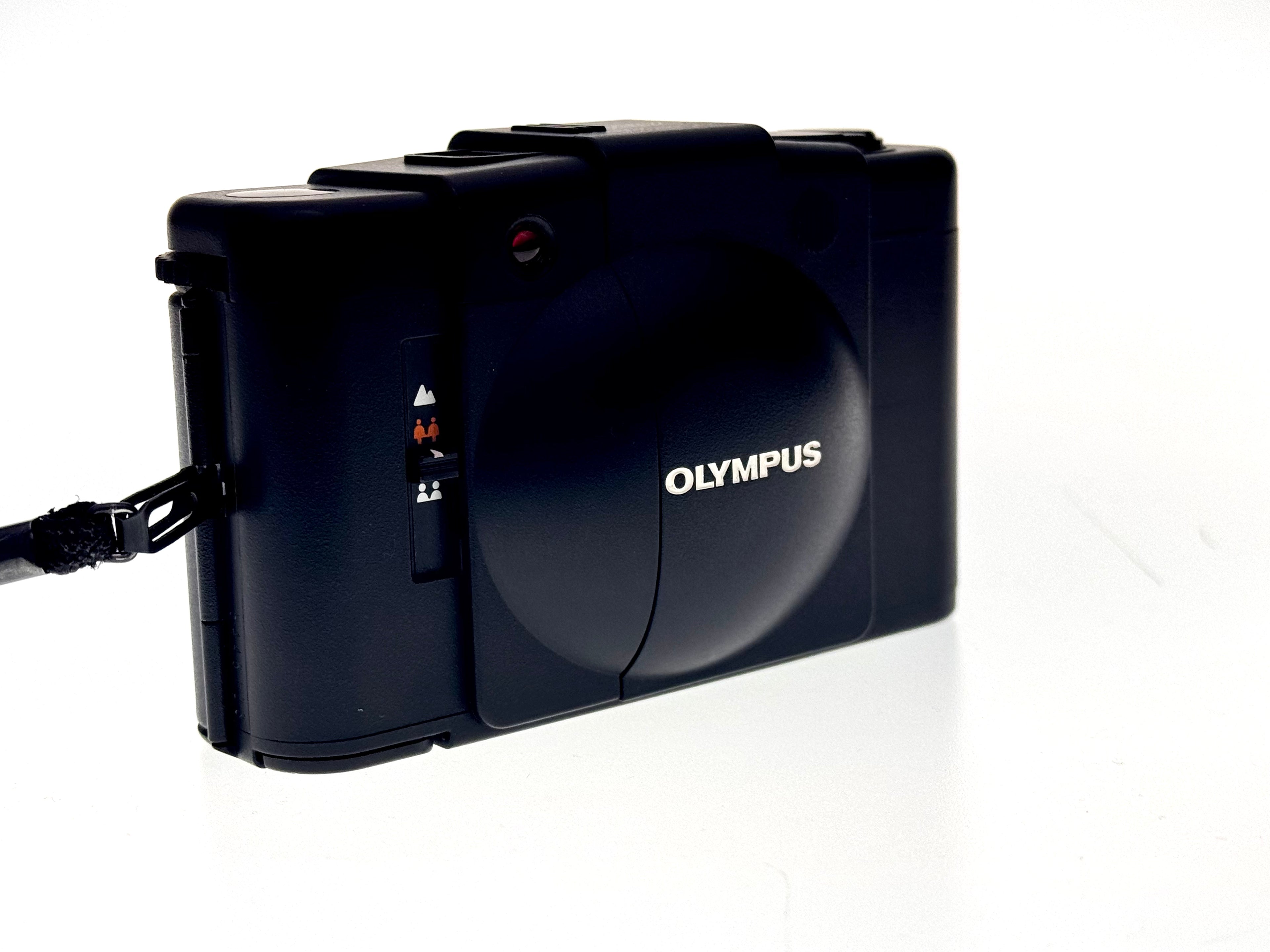 Vintage Olympus XA2 Kit with A11 Flash in stunning condition (Exc)