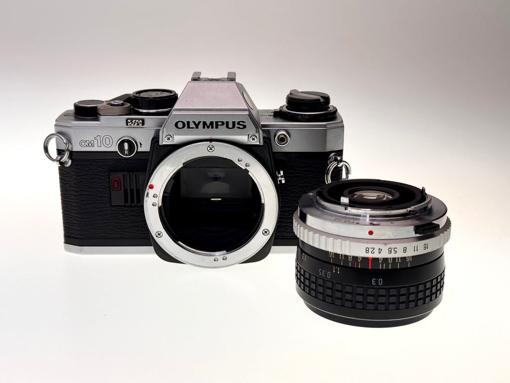 Vintage Olympus OM10 with Hoya HMC 28mm F2.8 Lens (Vg)
