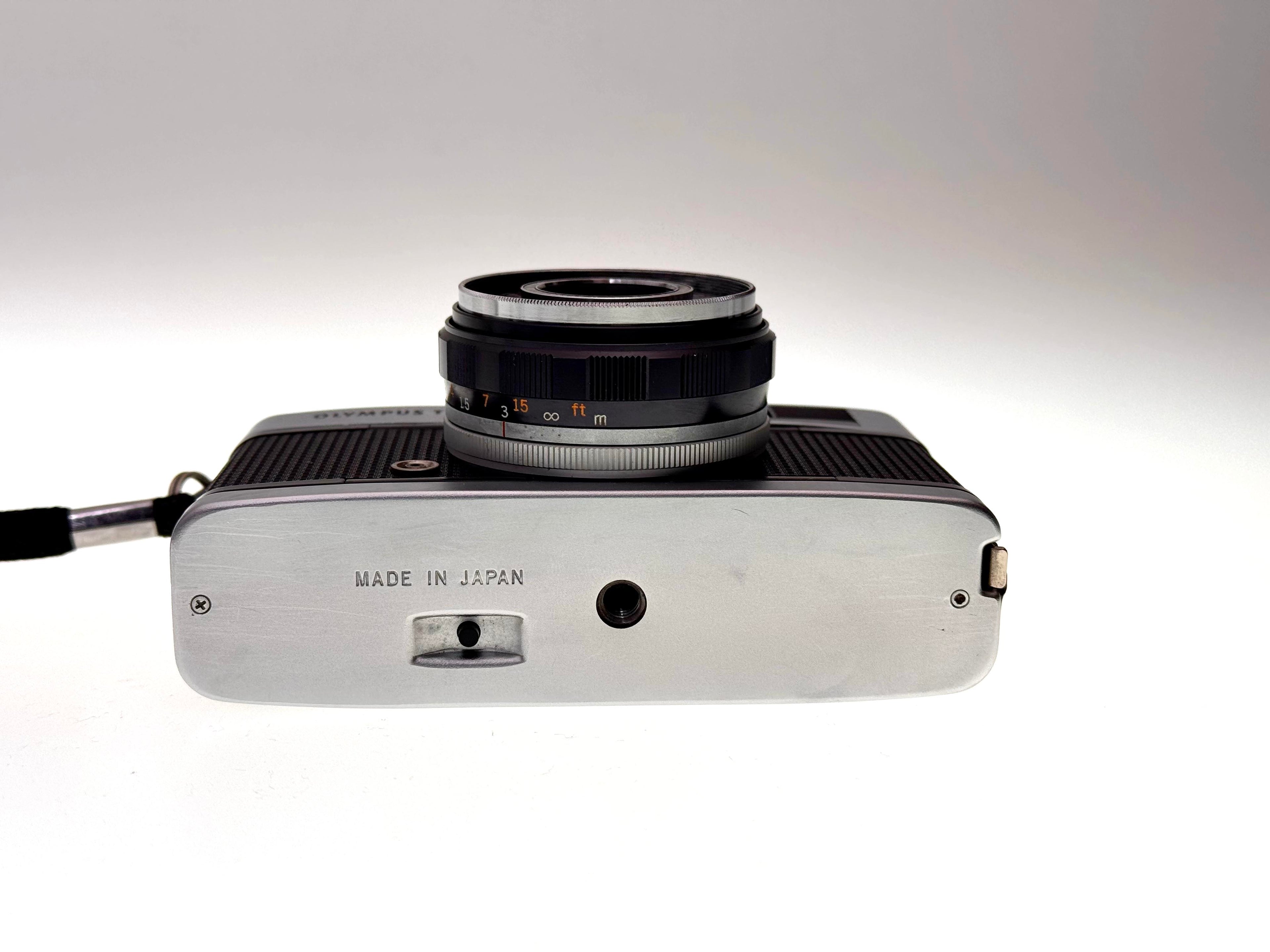 Vintage Olympus Trip 35 - Iconic Classic (Vg)