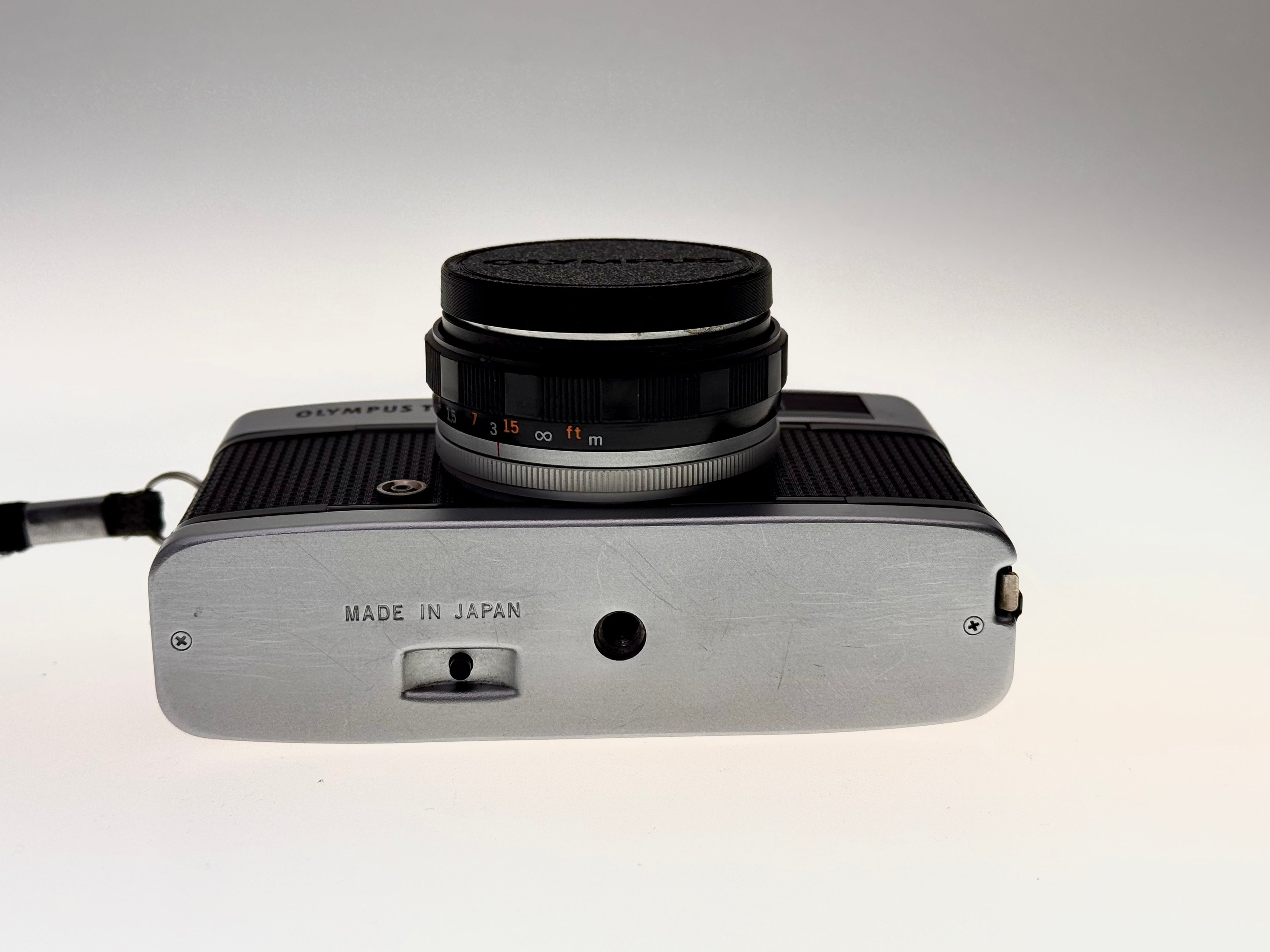 Vintage Olympus Trip 35 - The Ultimate Retro Travel Companion (VG)