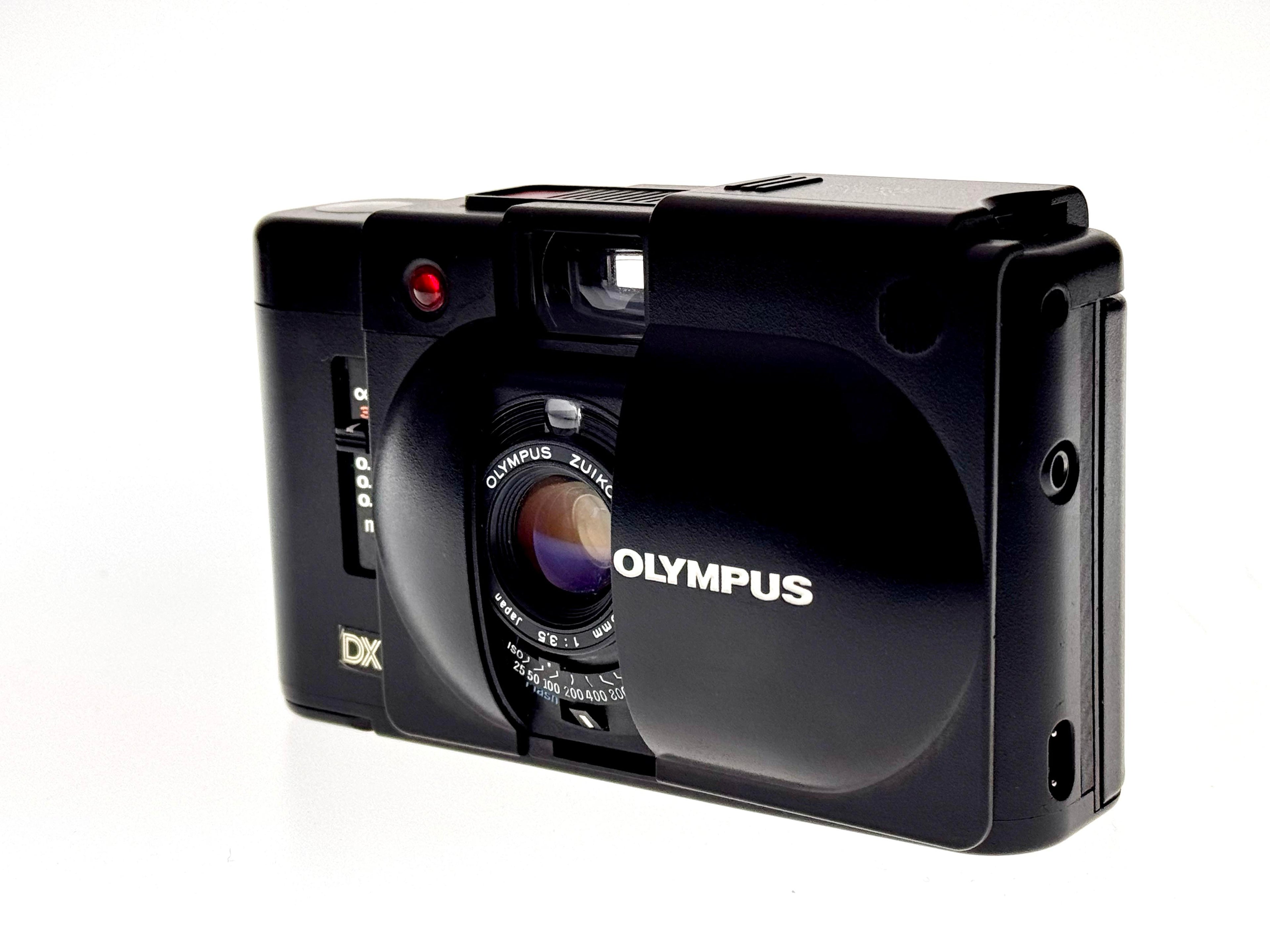 Vintage Olympus XA4 Macro (Gd)
