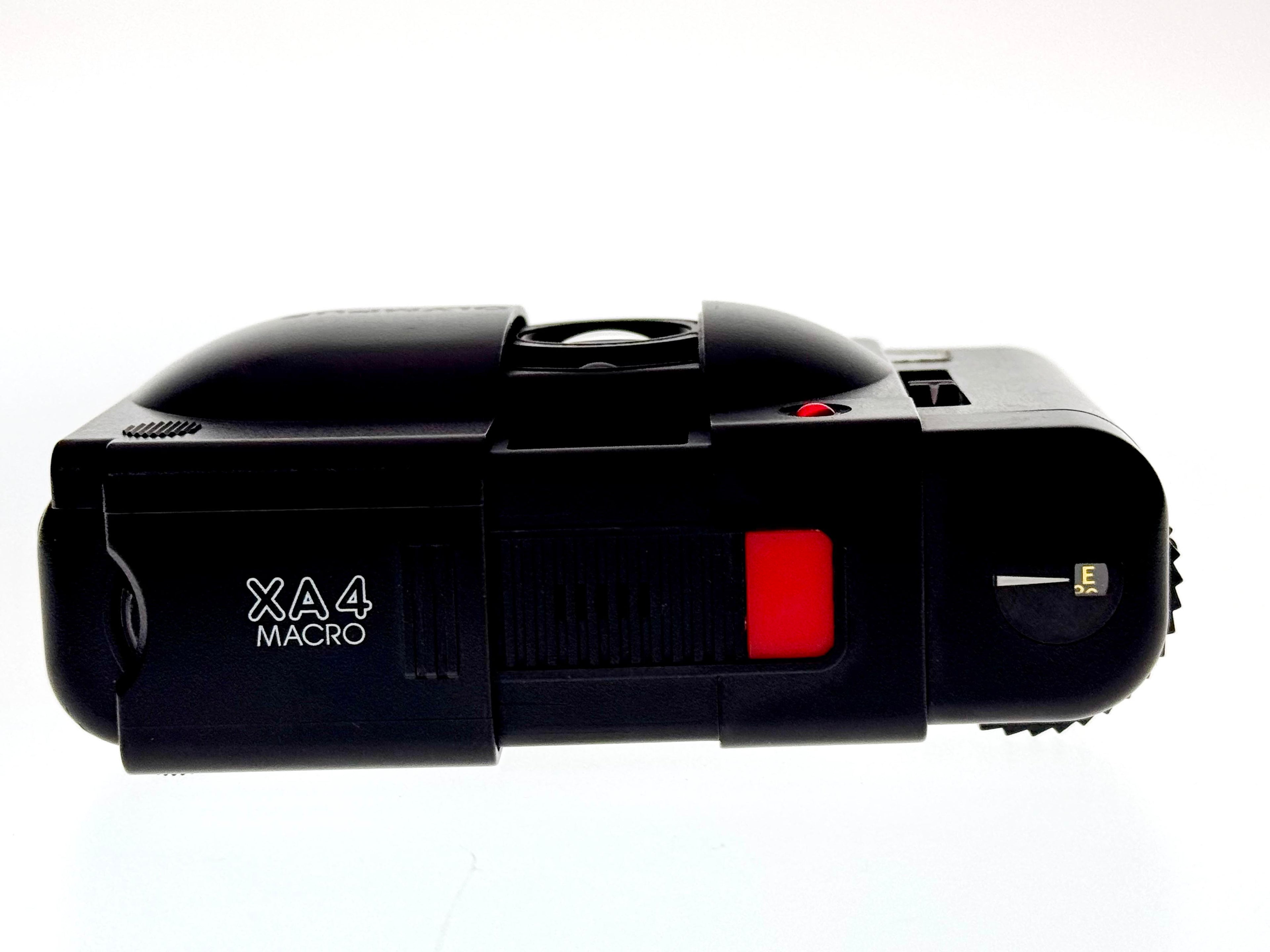 Vintage Olympus XA4 Macro (Gd)
