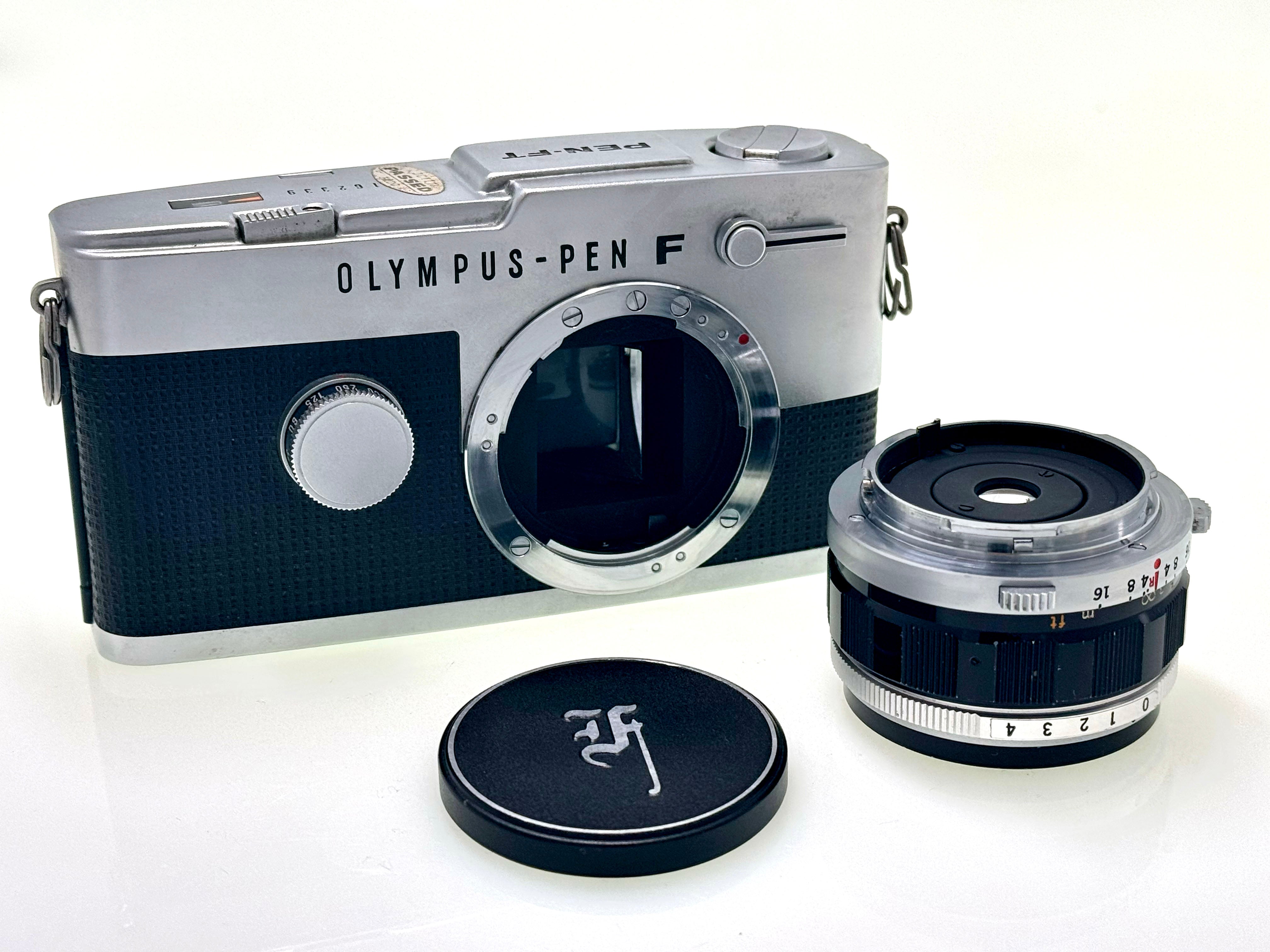 Vintage Chrome Olympus Pen FT Half-Frame Film Camera (Exc) with