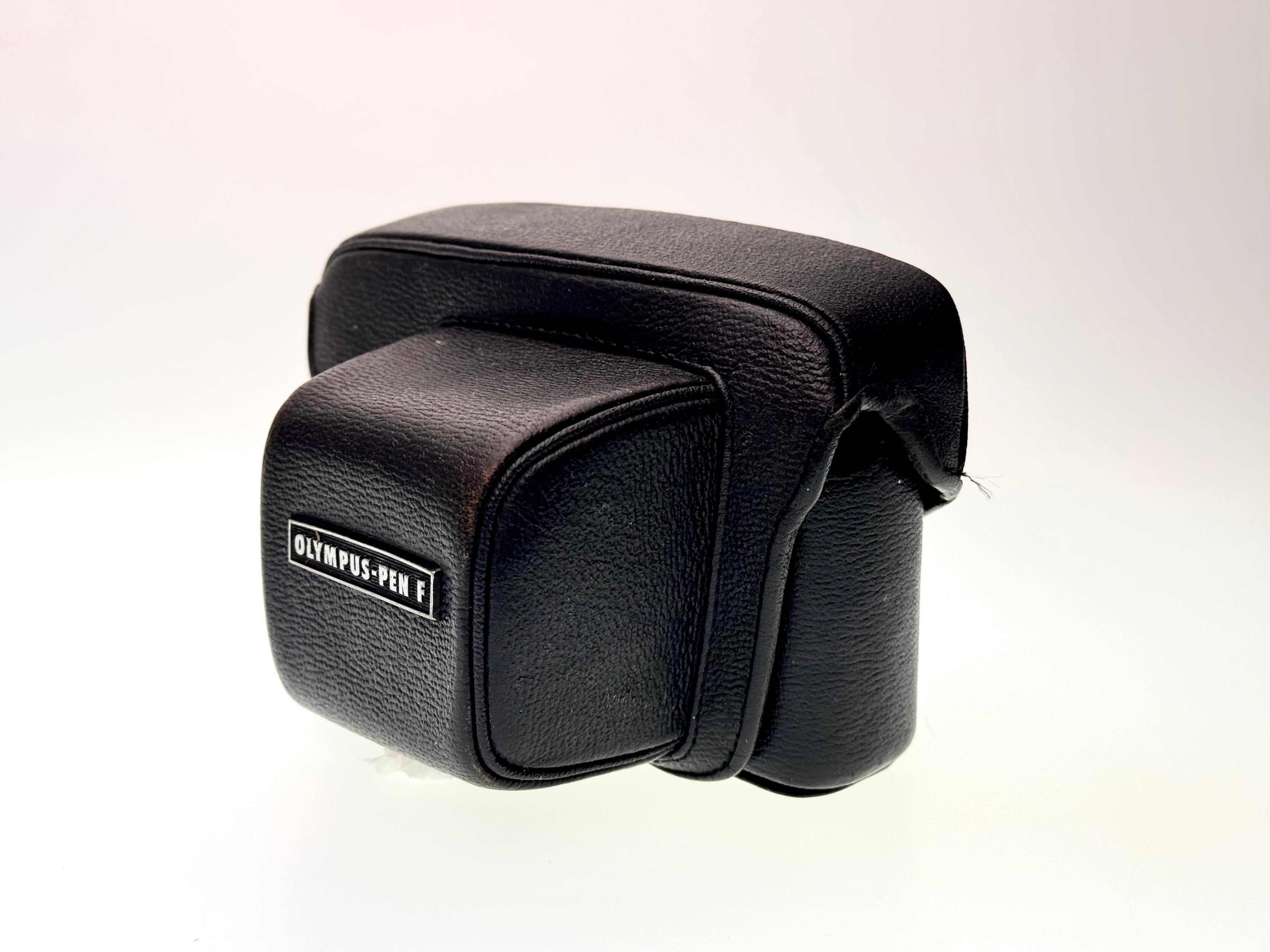 Vintage Olympus Genuine leather Case for Pen FT 35mm camera. (Gd)