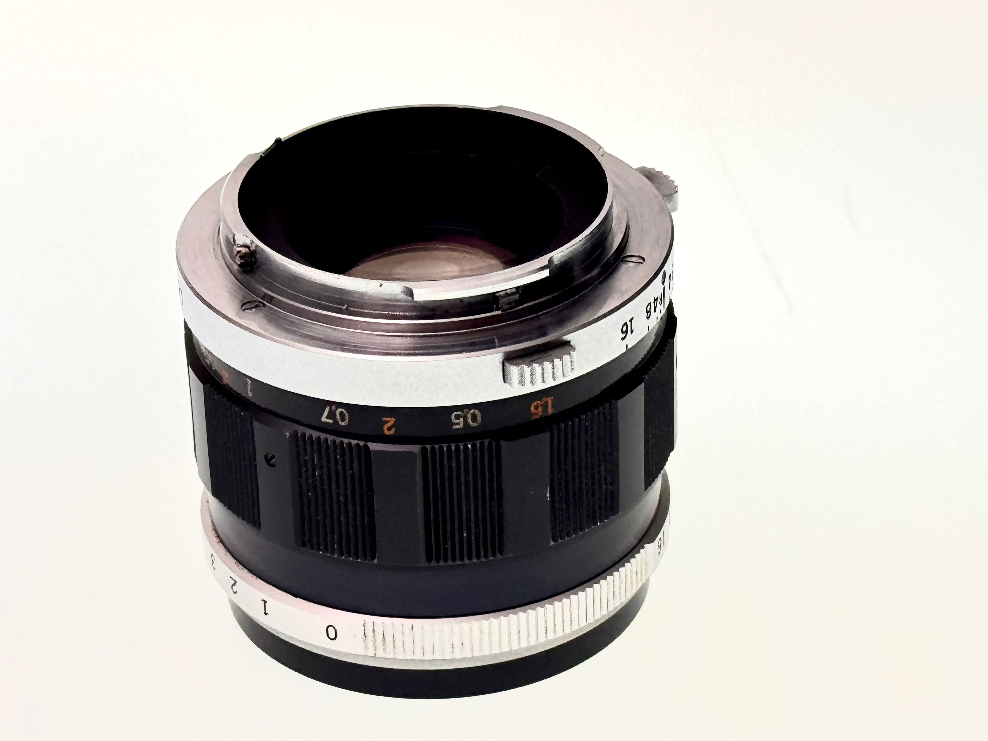 Vintage Olympus G.Zuiko Auto-S 40mm f/1.4 (Pen F Mount) - Ultra-Fast Classic