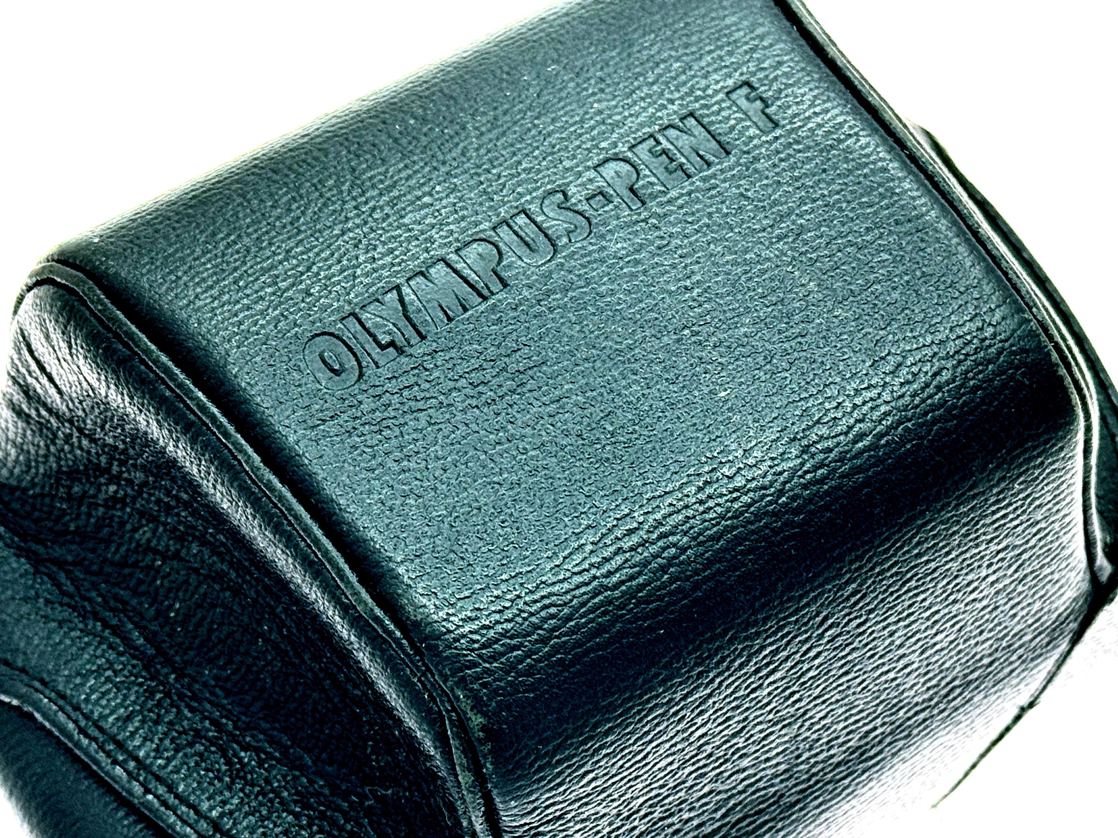 Vintage Olympus Genuine leather Case for Pen F 35mm camera. (Vg)