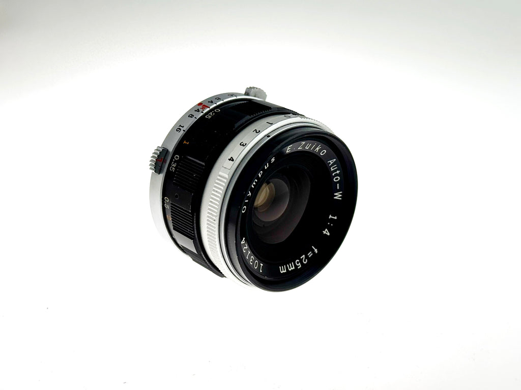 Olympus E.Zuiko 25mm F4 Pen wide angle lens (Exc)