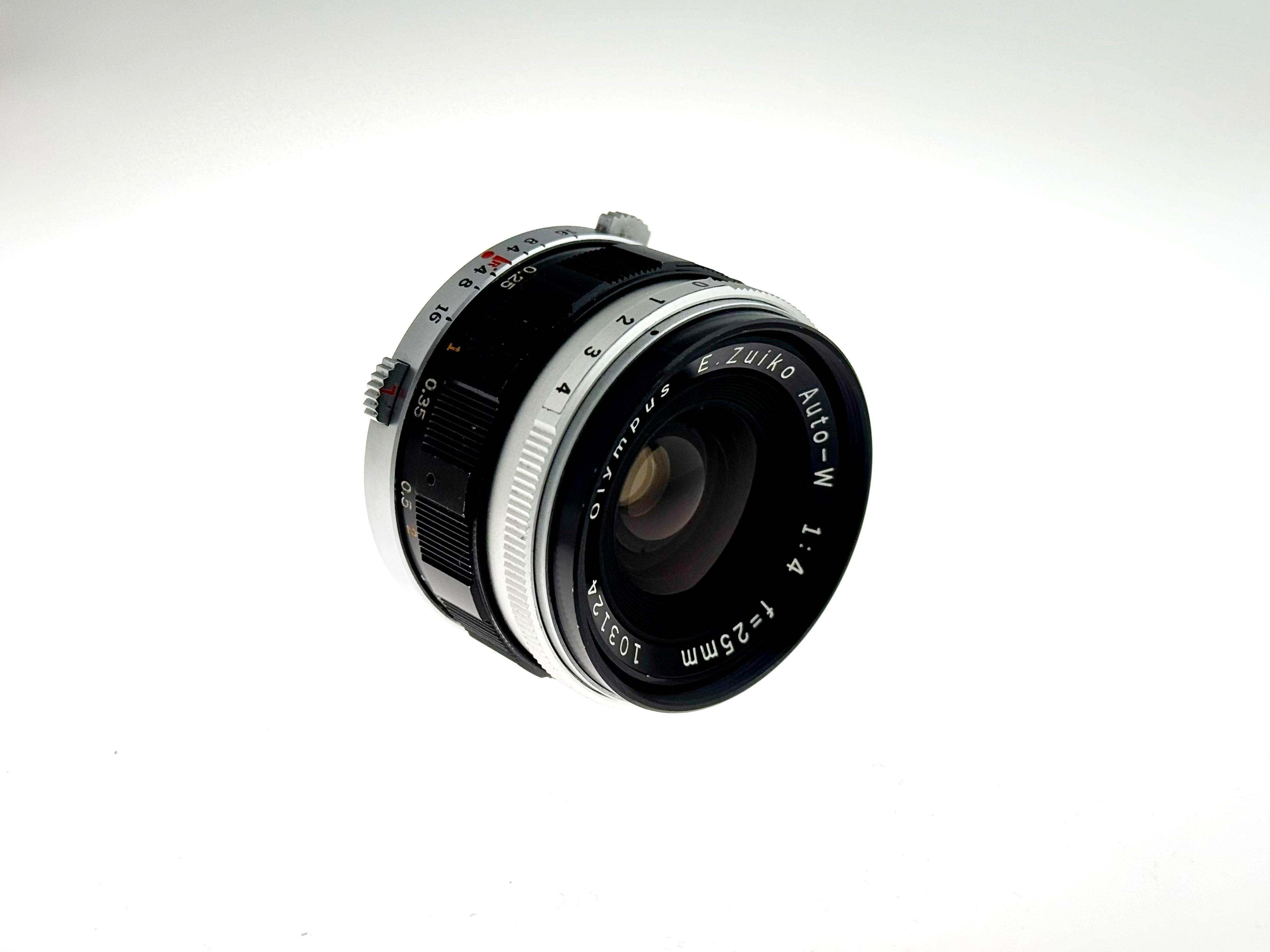 Olympus E.Zuiko 25mm F4 Pen wide angle lens (Exc)